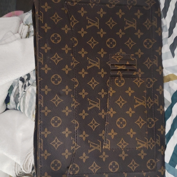 Louis Vuitton Document portfolio carrier - Picture 7 of 9